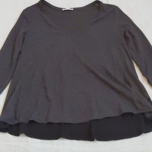 ❌Zara gray & black hi-lo top❌